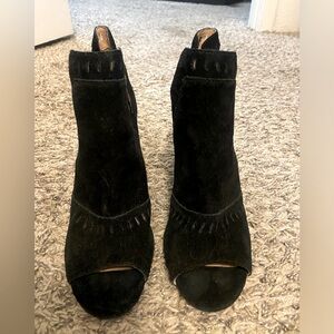 Halogen Black Die Cut Peep Toe Heels